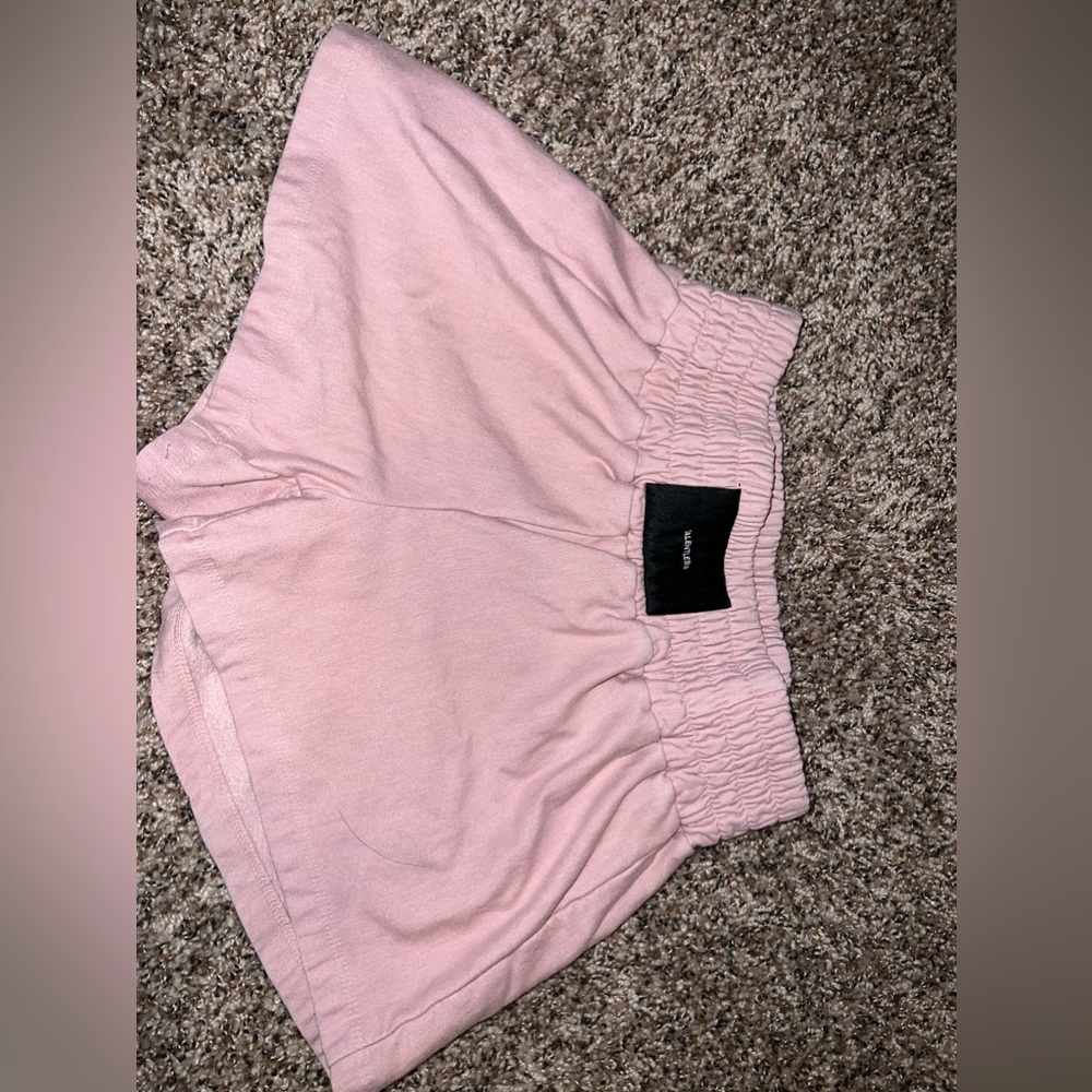 Women’s medium Talentless short -pink